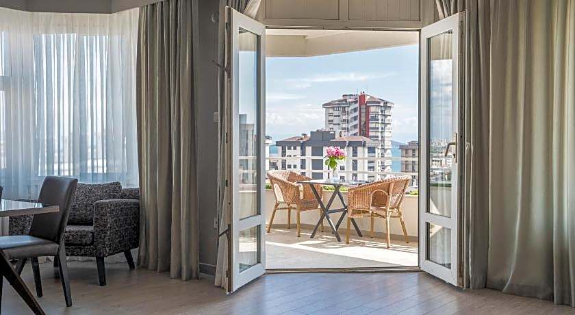 The Suadiye Residence