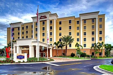 Hampton Inn and Suites Coconut Creek