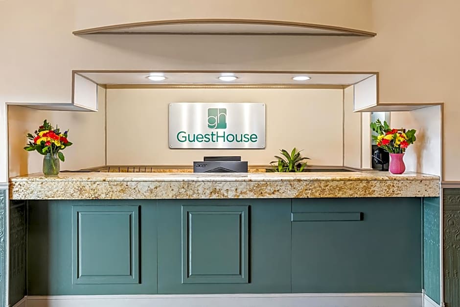 GuestHouse Inn & Suites Kelso