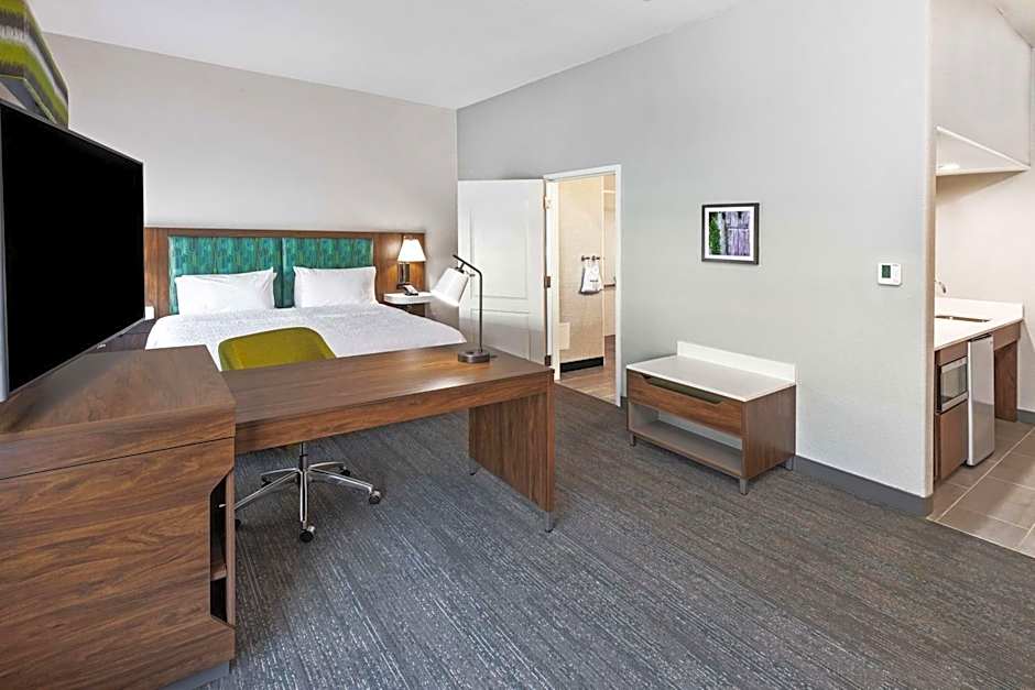 Hampton Inn By Hilton & Suites Dallas I-30 Cockrell Hill, TX