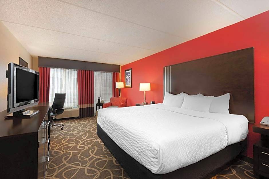 La Quinta Inn & Suites/New River Gorge National Park