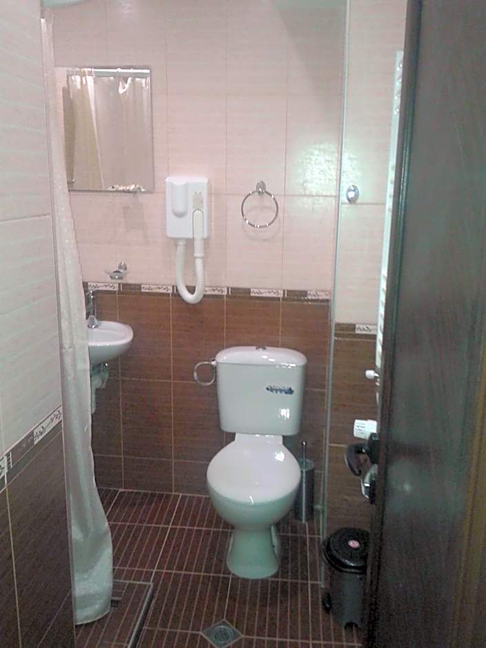 Семеен хотел Балканъ-Априлци