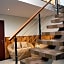 E Luxury Suites Seminyak by InnApps