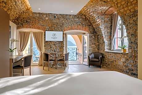 Suite with Balcony