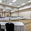 Comfort Suites Johnson Creek Conference Center