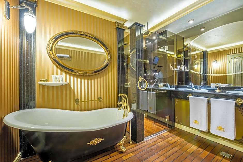 Imperial Hotel & Restaurant