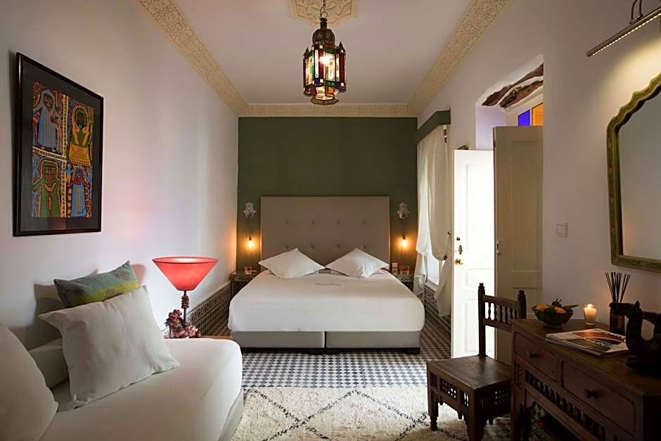 Riad Emotion