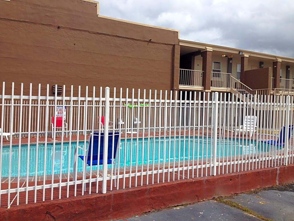 The Brooke Hotel