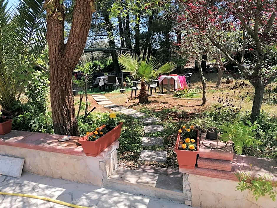 L'Isola Felice e Trulli Sotto Le Stelle