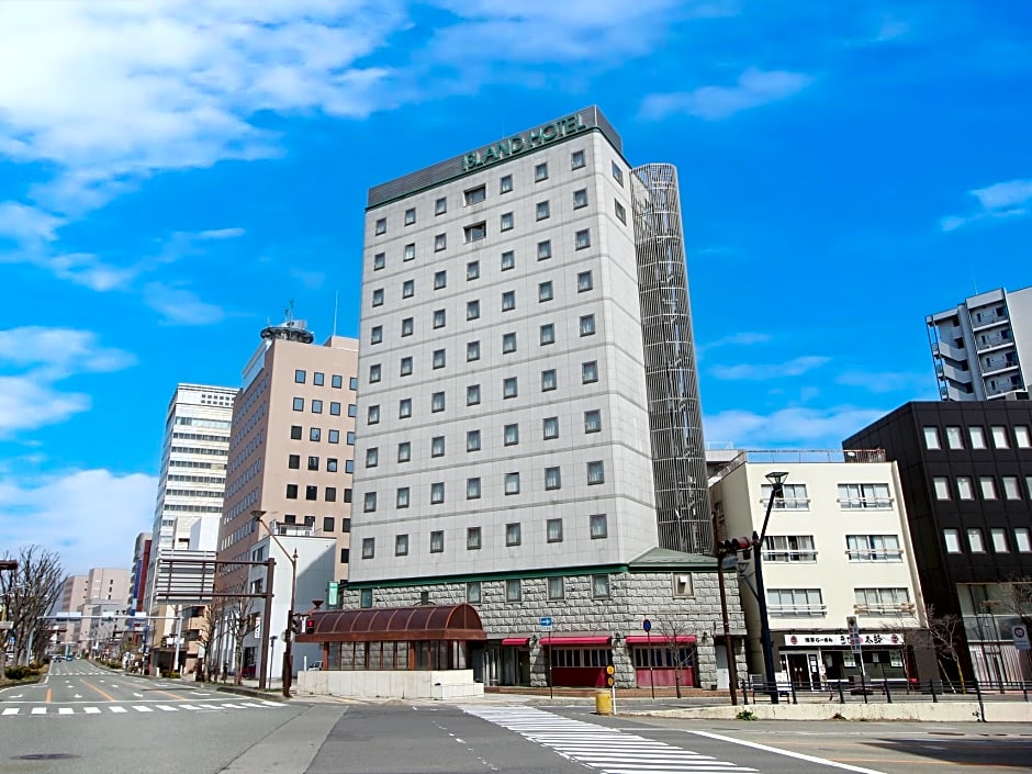 Island Hotel