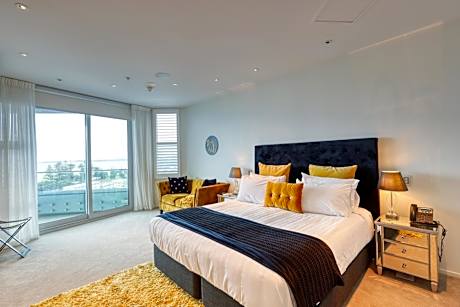 Premier Suite