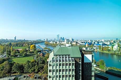 One Bedroom King Suite with View