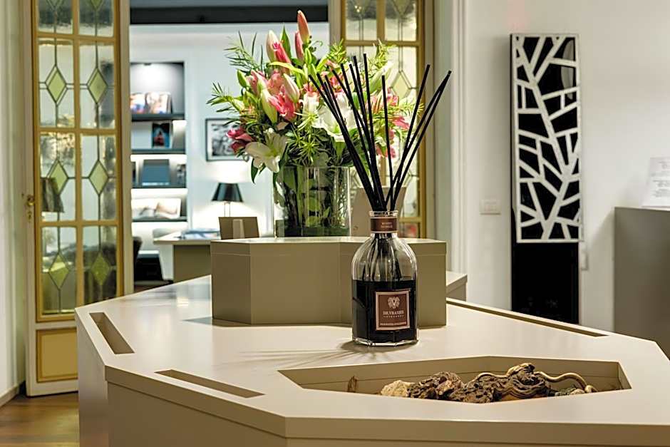 Piazza Farnese Luxury Suites