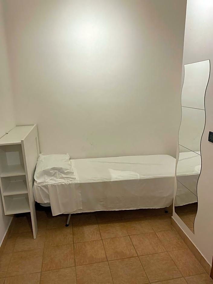 Photo 1 of 5 of Triple Room with Private Bathroom