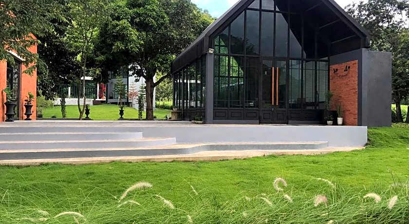 adoor hotel khao yai