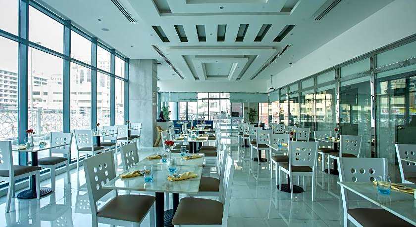 City Avenue Al Reqqa Hotel