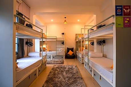 1 Person in 8-Bed Dormitory