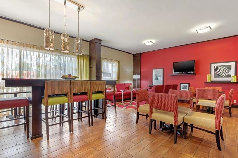 Hampton Inn Brookhaven