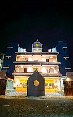 Beyond The Sea By Ceylonese 