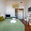 Blanco Rooms