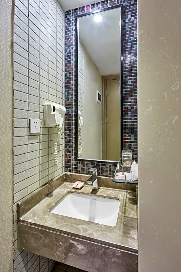 Insail Hotels Guangzhou XiMenKou Subway Station Branch