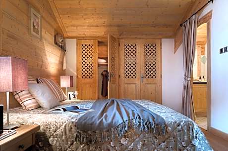 Two-Bedroom Apartment (6 Adults) with Spa Access