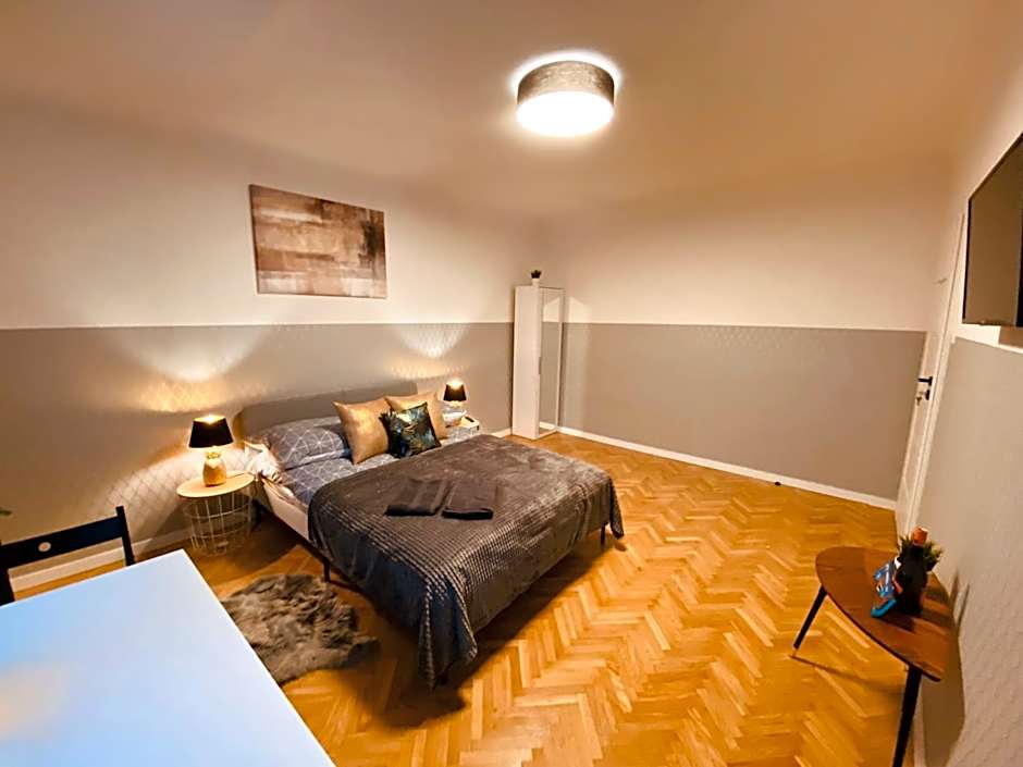 ClickTheFlat Karmelicka Apart Rooms