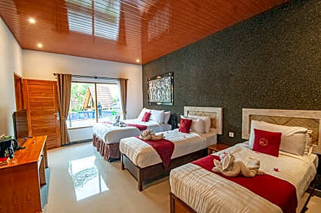 Family Room with Garden View