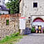 Schatz.Kammer Burg Kreuzen