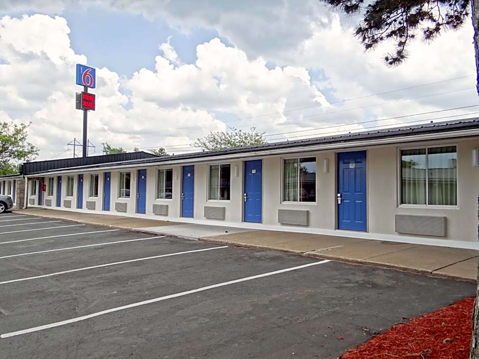 Motel 6-Erie, PA