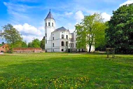 Schlosshotel Bredenfelde