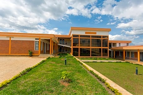 Cenetra Hotel