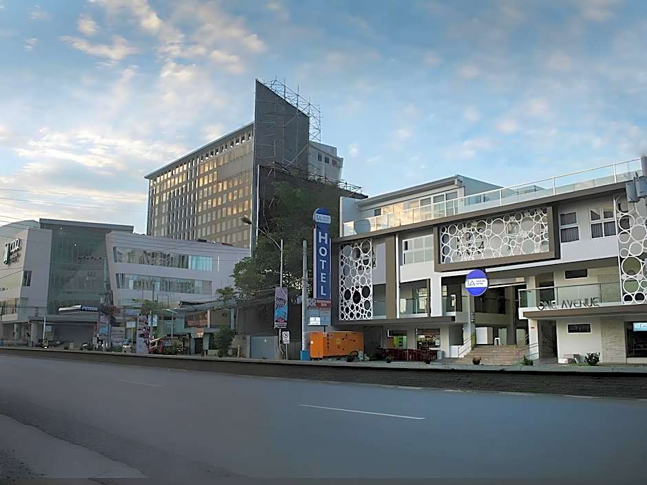 1A EXPRESS HOTEL