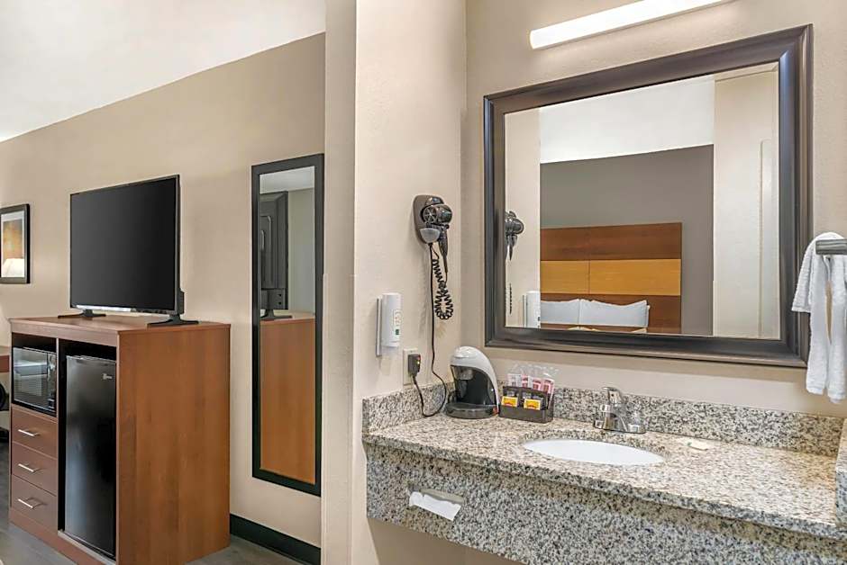 Quality Inn Loganville US Highway 78