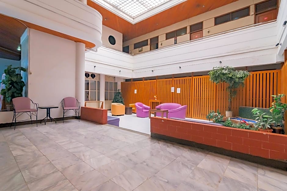 RedDoorz Plus @ Sukamulya Pasteur 2