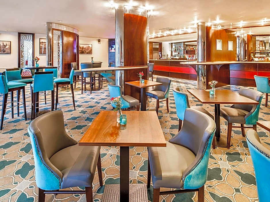 Mercure Chester Abbots Well Hotel