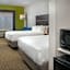 Holiday Inn Express Lawrence By IHG