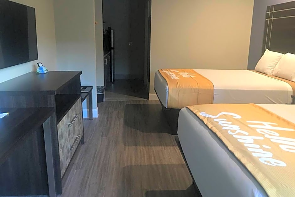 Days Inn & Suites by Wyndham La Porte