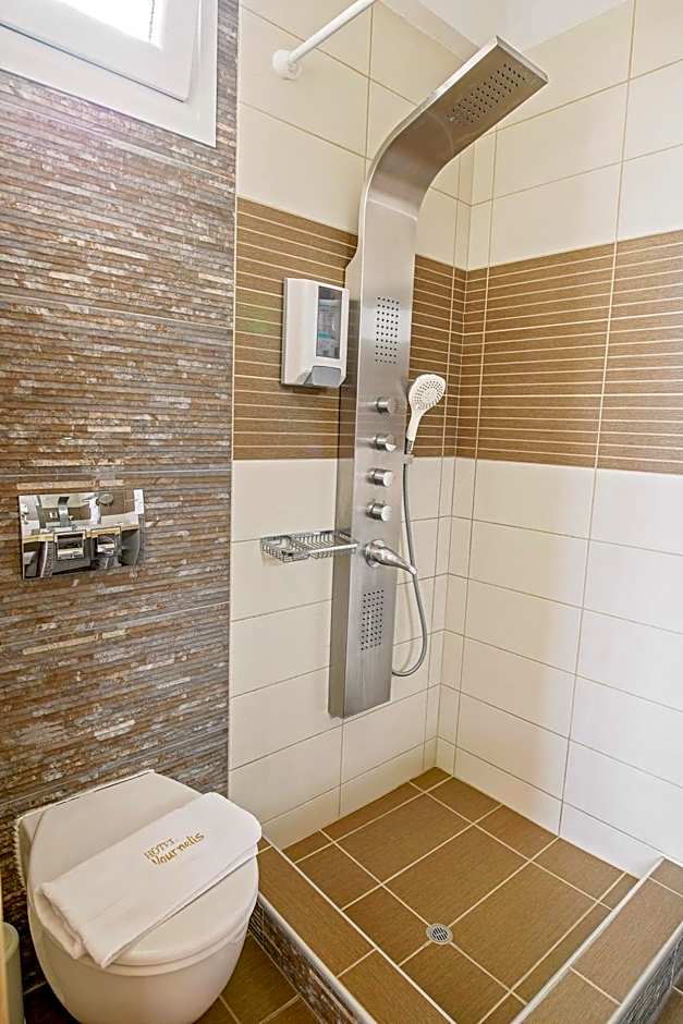 Vournelis Beach Hotel and Spa