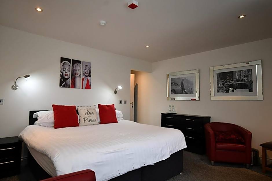 Tudor Lodge Bed & Breakfast