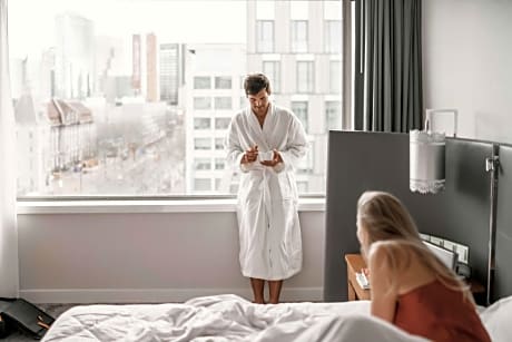 King Deluxe High Floor Room