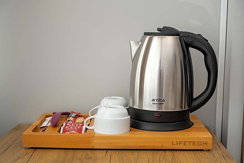 Comfort Center Suit Hotel