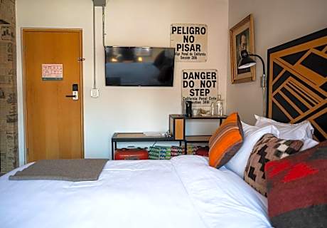 Suite with Living Room