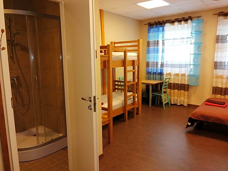 Everest Kivioli Hostel