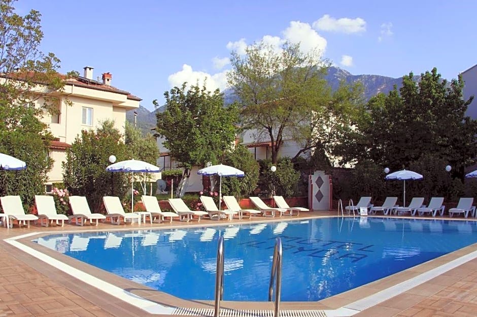 The Green Valley Hotel