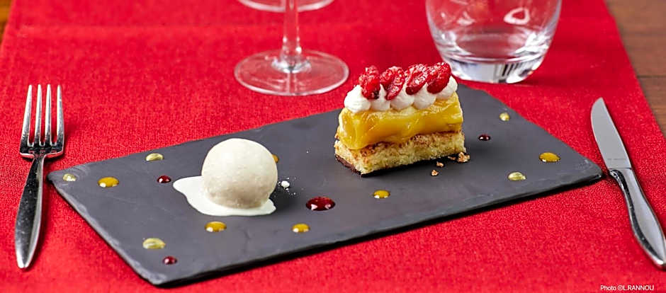 Logis Hotel, restaurant et spa Le Relais De Broceliande
