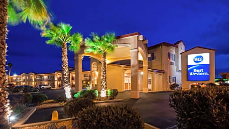 Best Western China Lake Inn