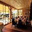 Logis hotel-restaurant les collines 59 route des cretes