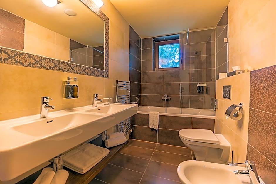 APLEND Wellness Hotel Borovica