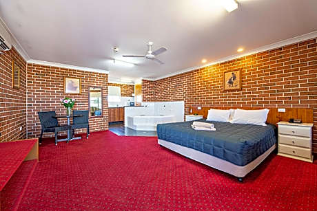 King Spa Suite